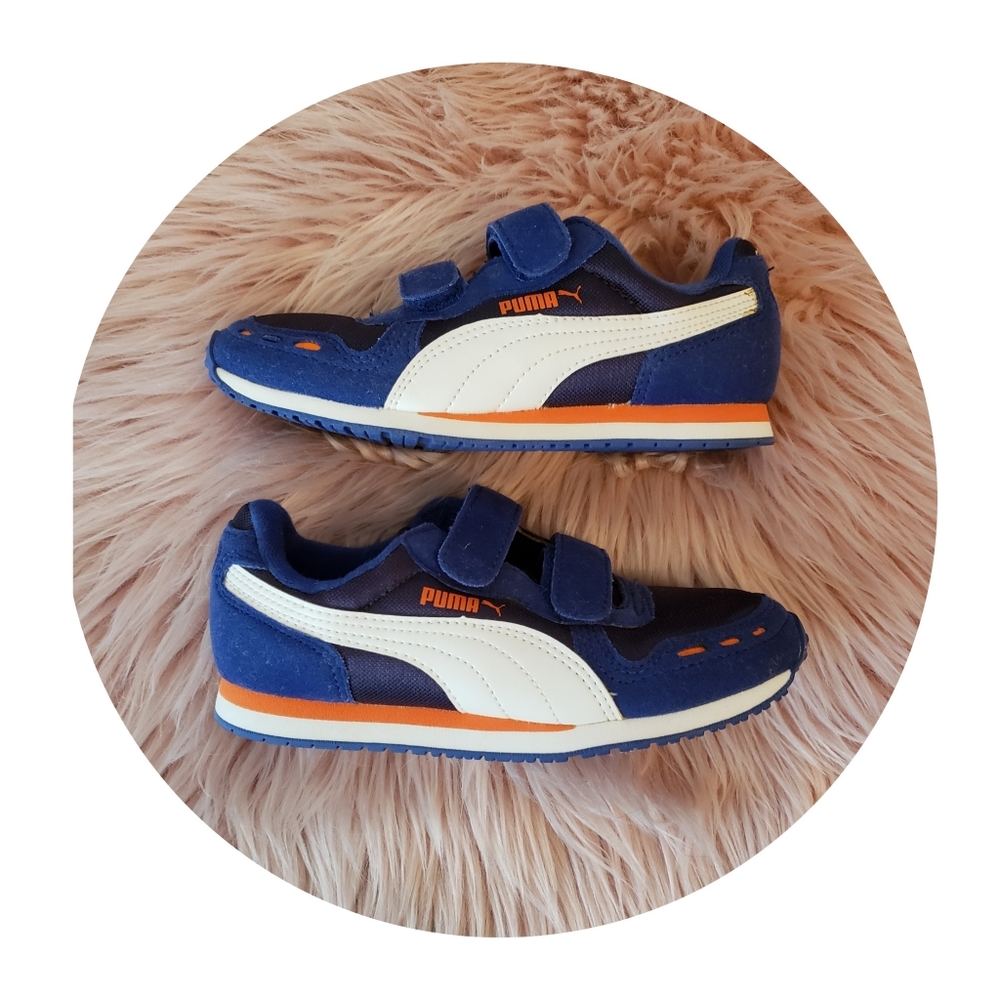 Puma boys 13.5 sneakers 13 1/2